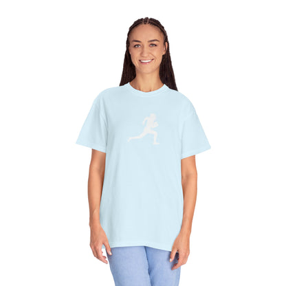 Sporty Unisex Garment-Dyed T-Shirt with Football Player Graphic, Activewear, Casual Wear, Gift for Runners, Fitness Apparel, Everyday Style
