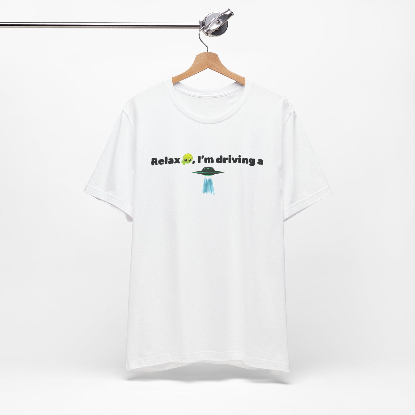 Alien Driving Unisex Tee - Fun Casual Shirt, Gifts for UFO Lovers, Quirky Humor T-Shirt, Perfect for Road Trips, Unique Birthday Present