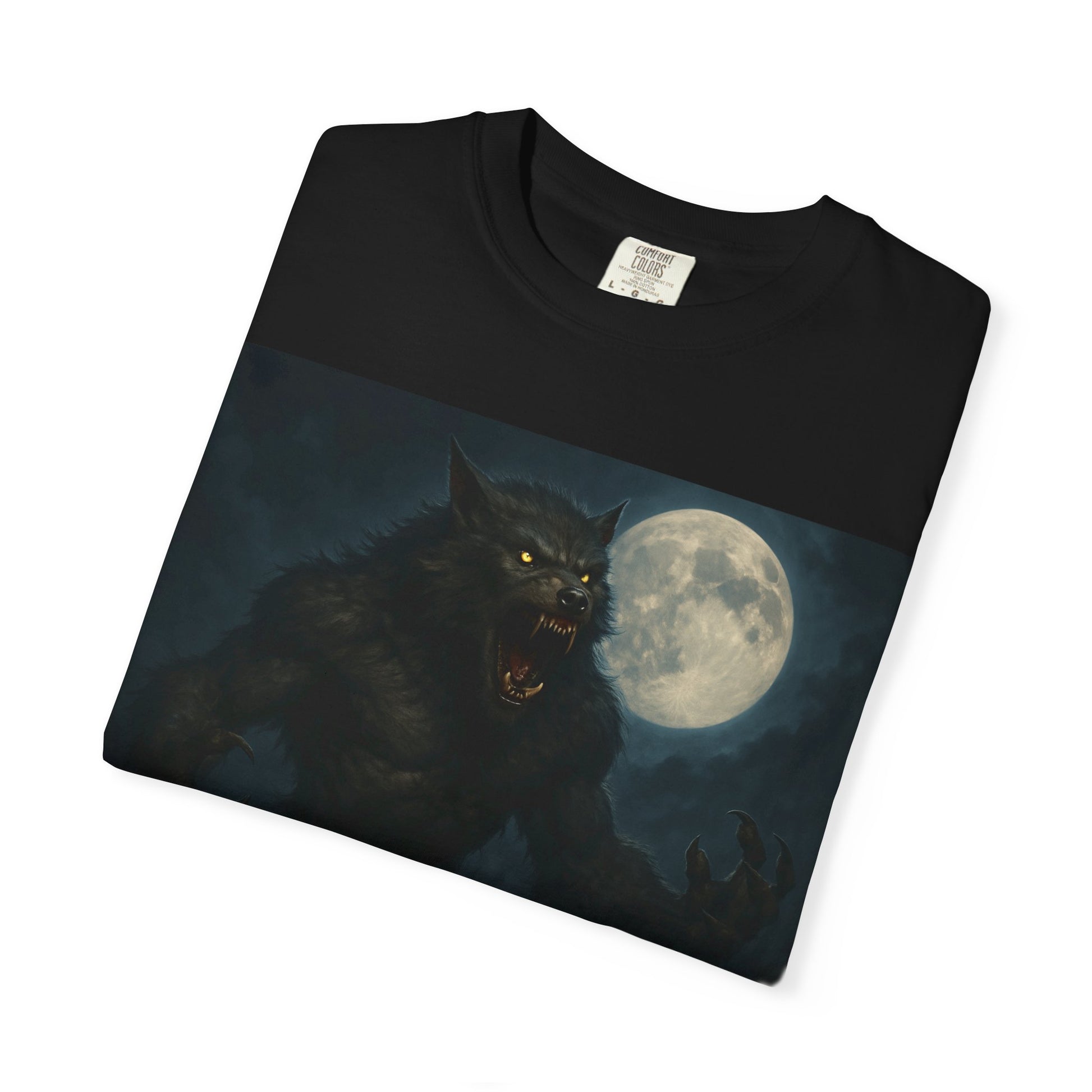 Moonlit Werewolf T-shirt, Unisex Horror Tee, Halloween Gift, Gothic Apparel, Graphic Tee, Nighttime Fantasy Wear - TRV