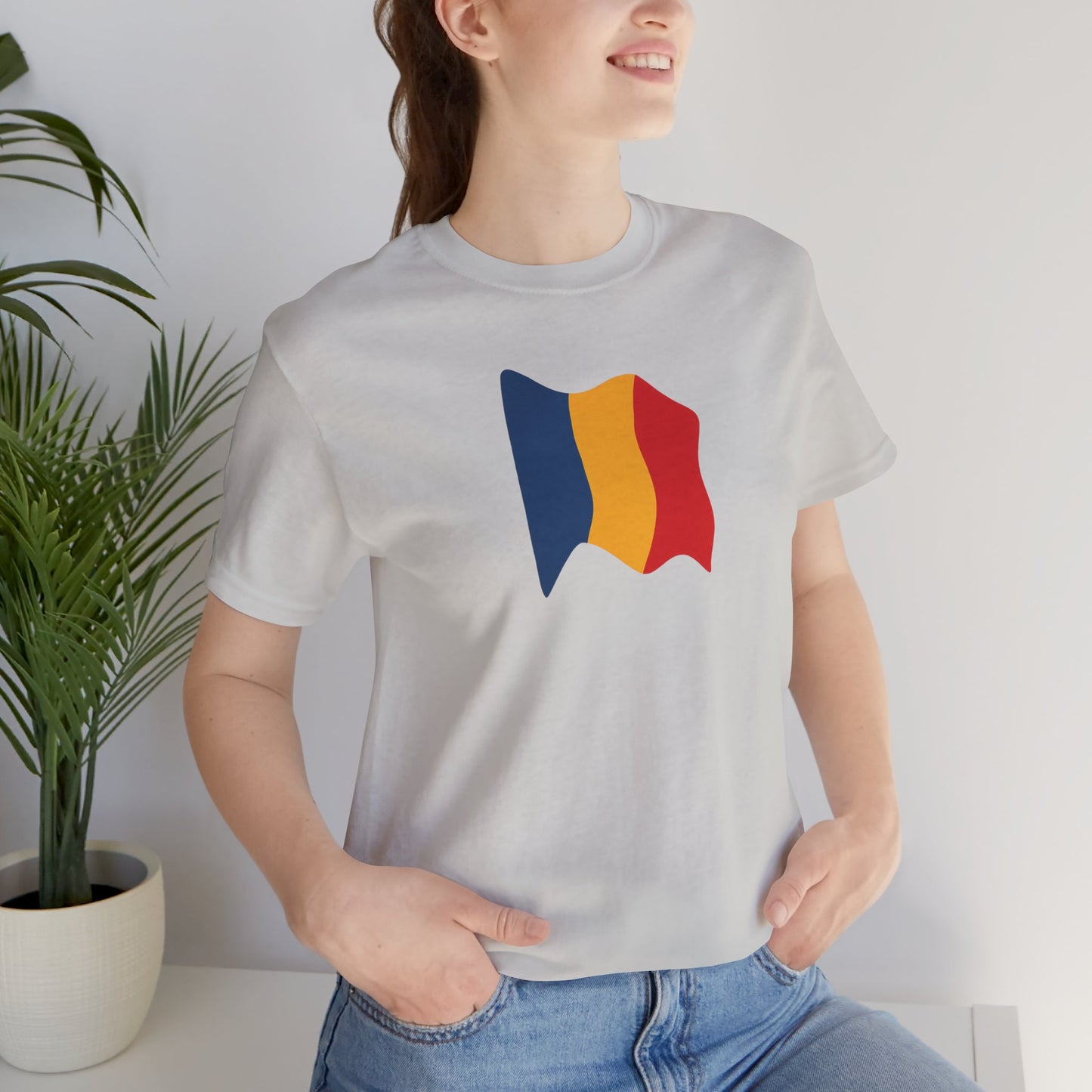 Romanian Flag Unisex Short Sleeve Tee, Casual Shirt, Travel T-Shirt, Gift for Romanians, Summer Outfit, Everyday Wear