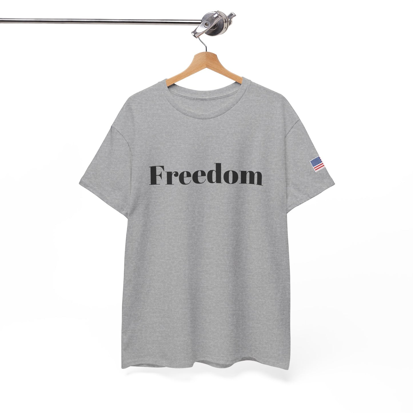 Freedom script tee | T-Shirt, American flag sleeve - TRV