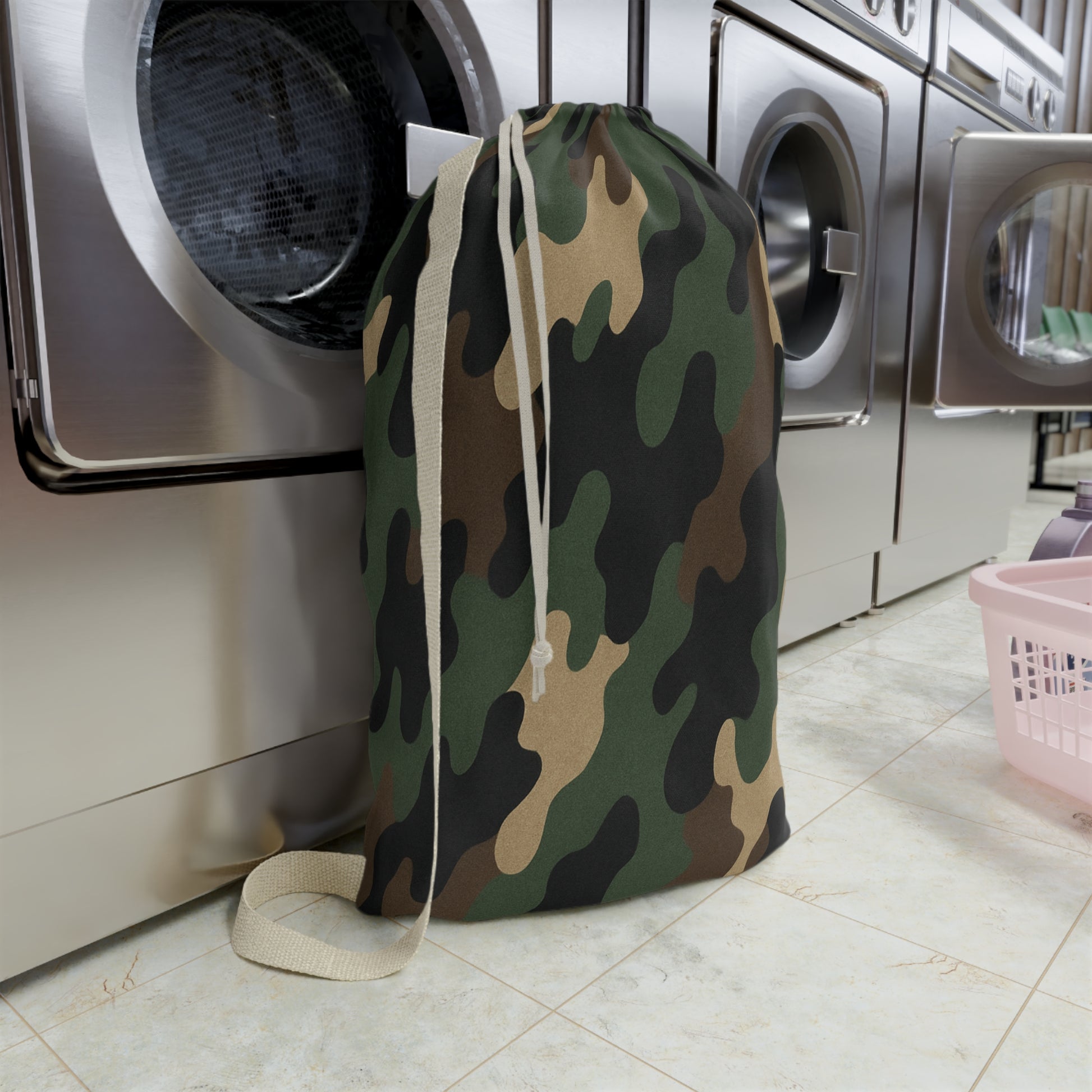 Green Camo Pattern Laundry Bag | Camouflage Sling Wash Bag - TRV