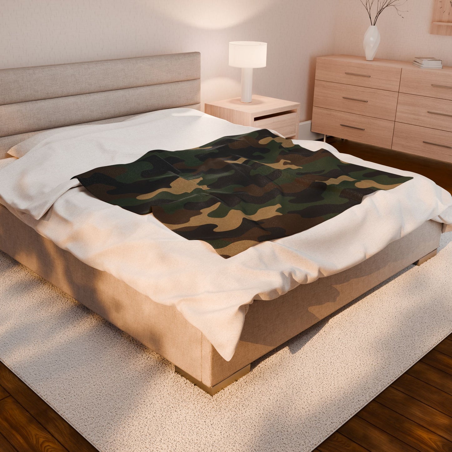 Cozy Camouflage Velveteen Plush Blanket | Ideal for Campouts, Living Room Decor, Gift for Him, Outdoor Adventures, Soft Throw - TRV