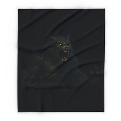 Fierce Werewolf Arctic Fleece Blanket, Cozy Blanket for Horror Lovers, Gifts for Halloween, Warm Throw for Movie Night