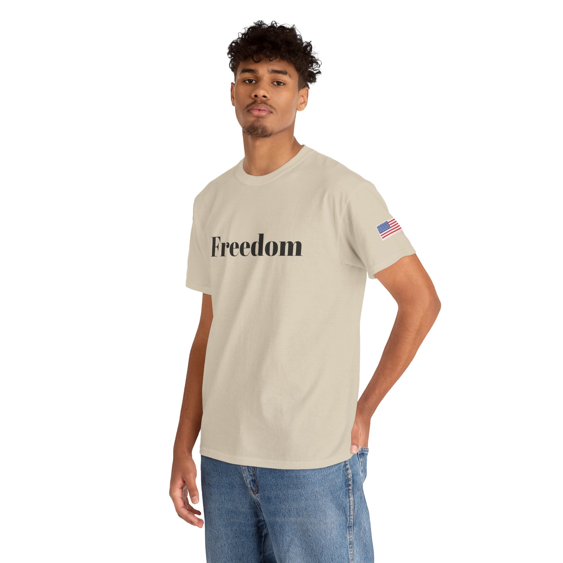 Freedom script tee | T-Shirt, American flag sleeve - TRV