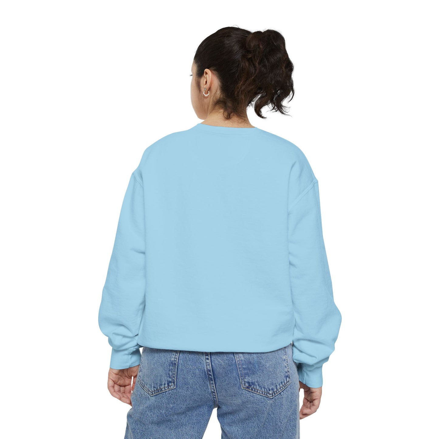 Minimalist Unisex Sweatshirt with Hand Design - Cozy & Stylish