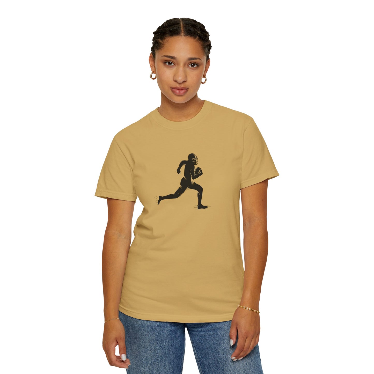 Football Player Graphic Unisex T-Shirt, Casual Sports Tee, Gift for Athletes, Workout Shirt, Everyday Wear, Unique Running Apparel