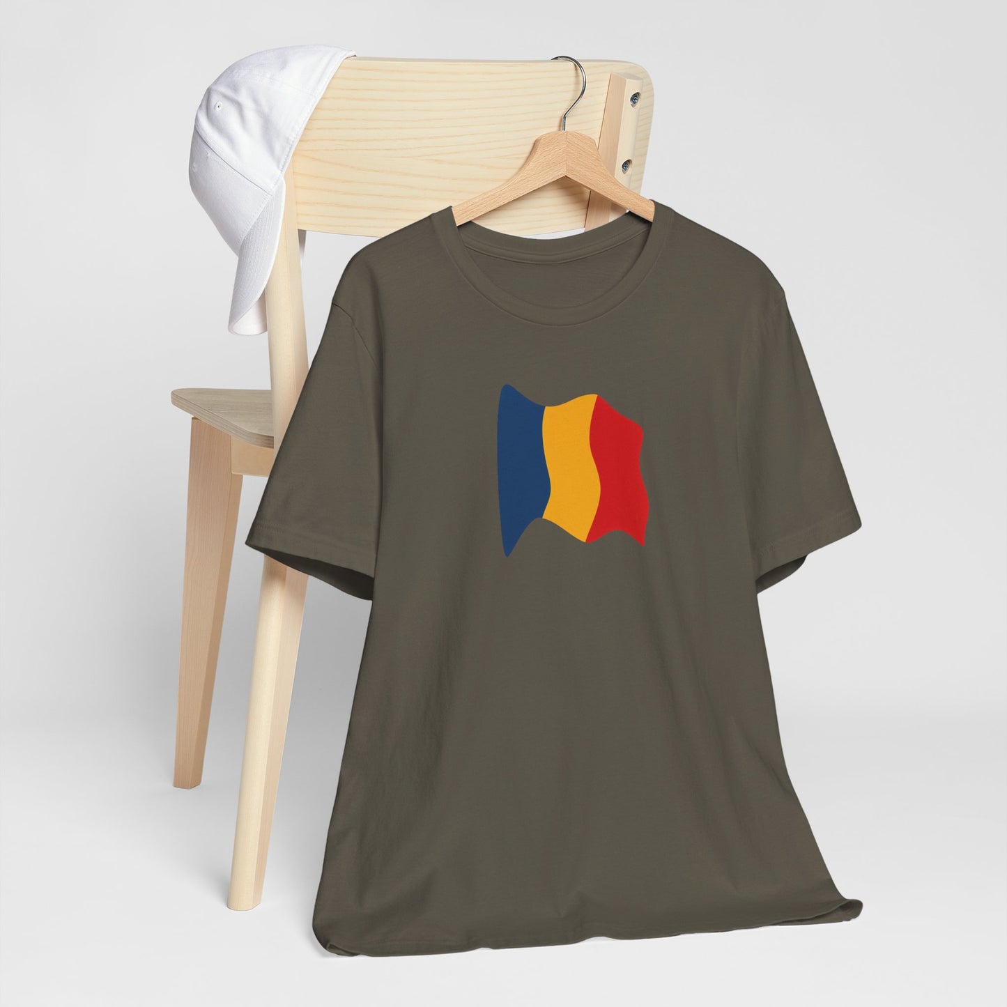 Romanian Flag Unisex Short Sleeve Tee, Casual Shirt, Travel T-Shirt, Gift for Romanians, Summer Outfit, Everyday Wear