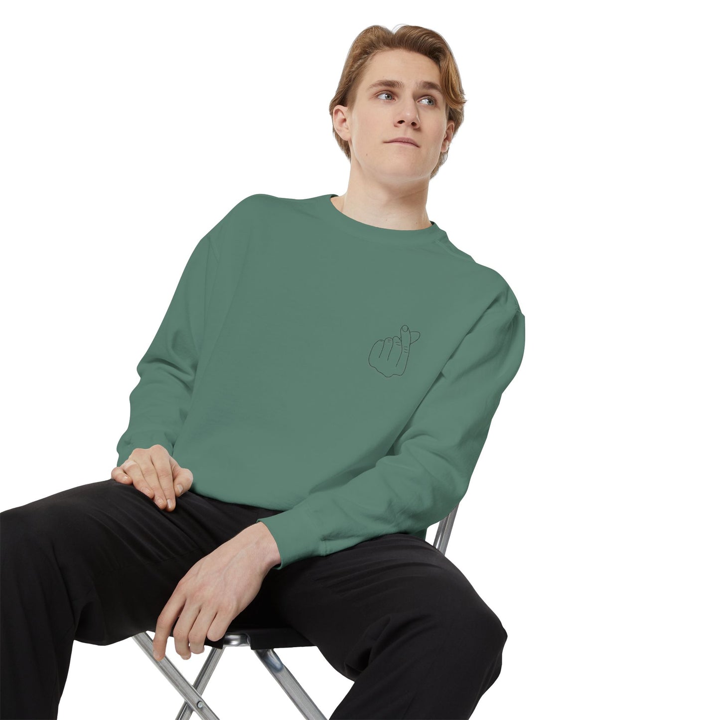 Minimalist Unisex Sweatshirt with Hand Design - Cozy & Stylish