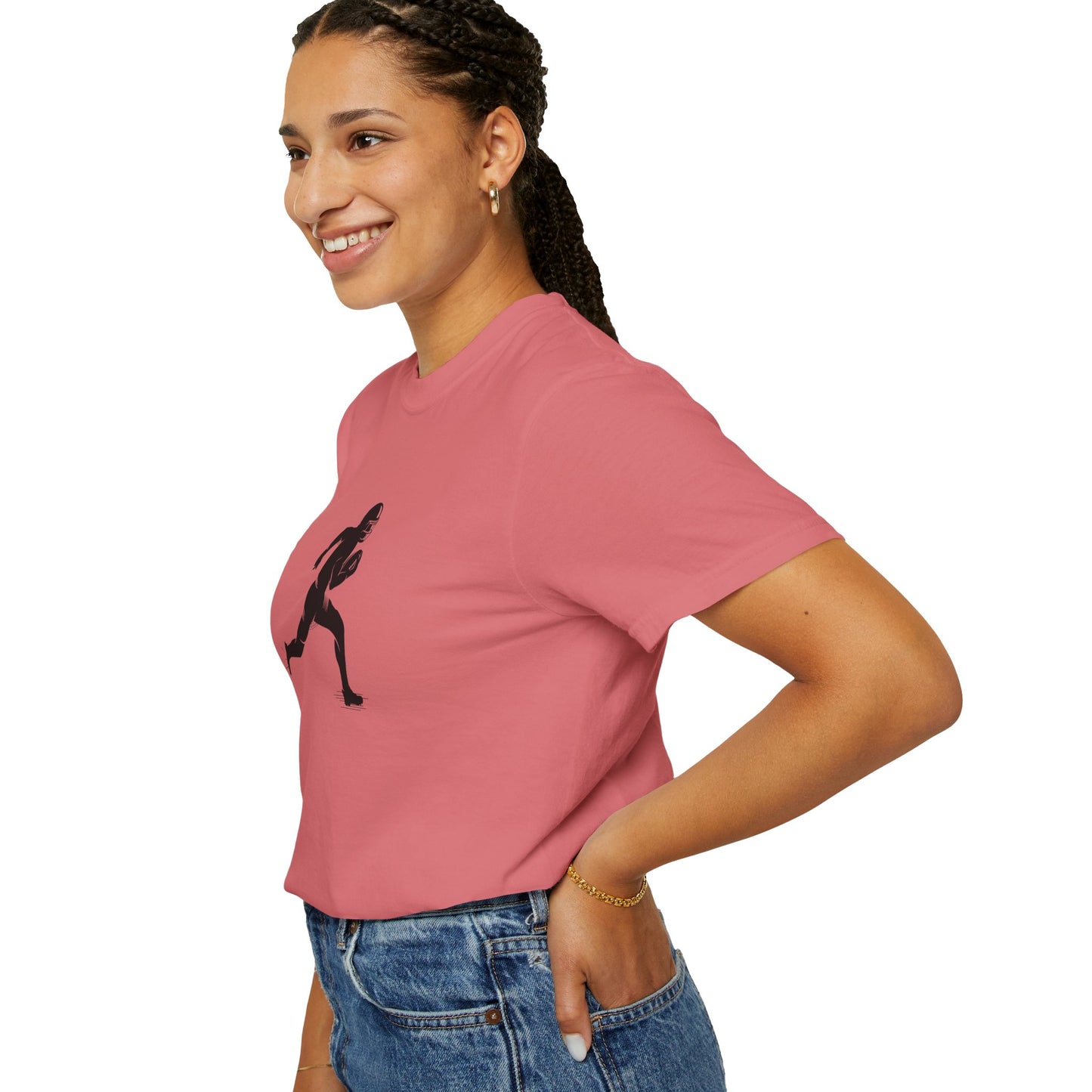 Football Player Graphic Unisex T-Shirt, Casual Sports Tee, Gift for Athletes, Workout Shirt, Everyday Wear, Unique Running Apparel