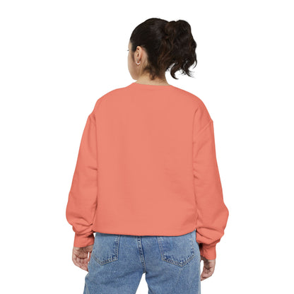 Minimalist Unisex Sweatshirt with Hand Design - Cozy & Stylish