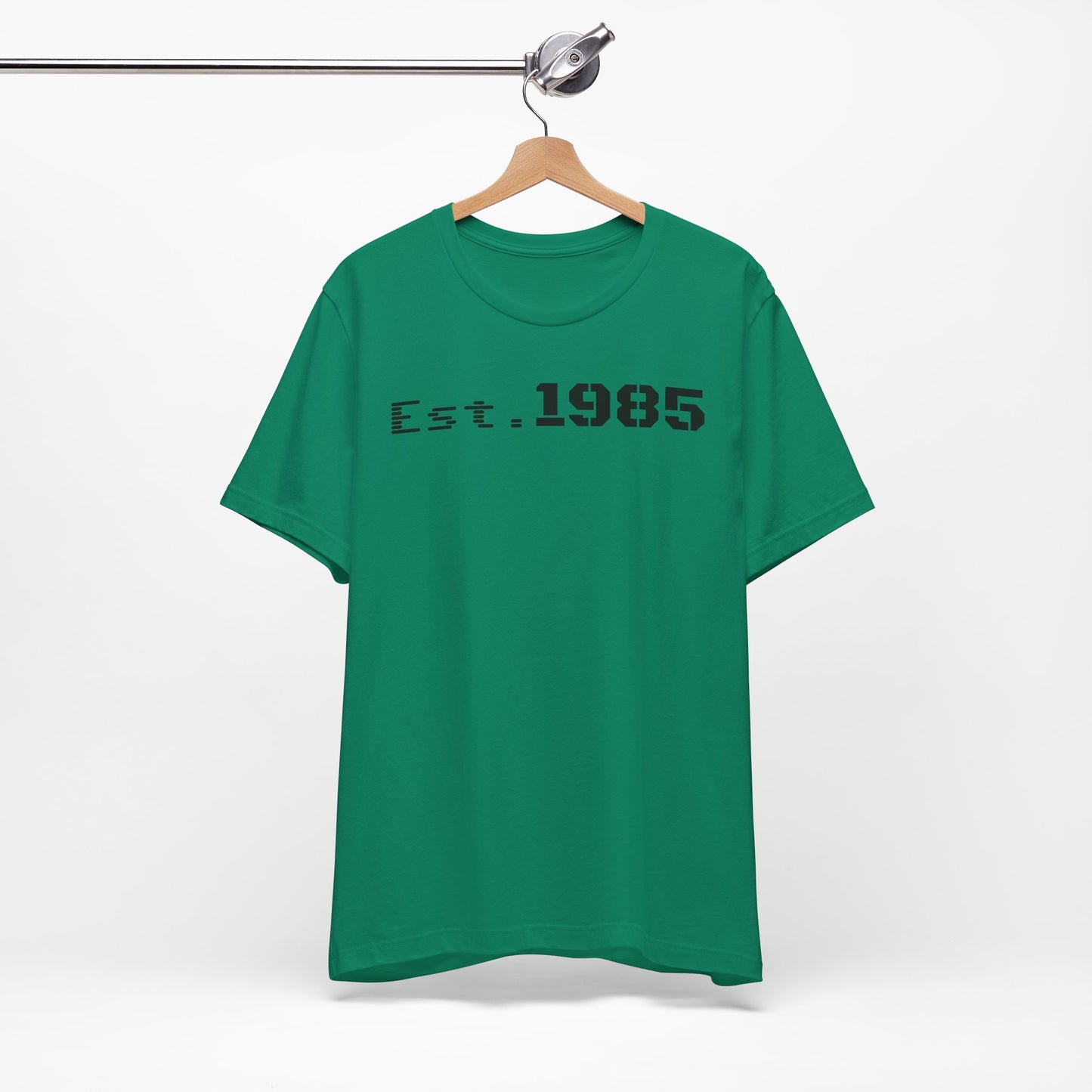 Est. 1985 Vintage Unisex Tee, Retro Birthday T-Shirt, Perfect Gift for 1980s Lovers, Casual Apparel, Timeless Style