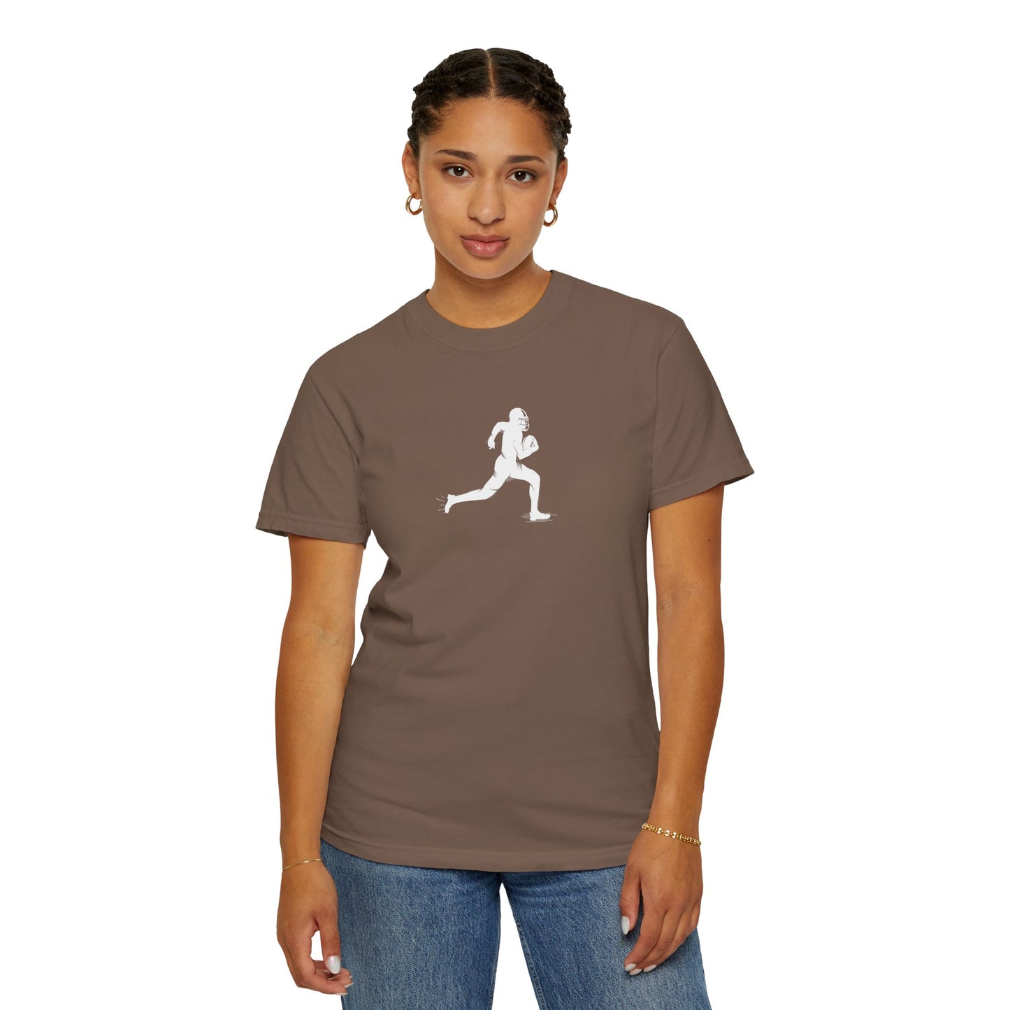 Sporty Unisex Garment-Dyed T-Shirt with Football Player Graphic, Activewear, Casual Wear, Gift for Runners, Fitness Apparel, Everyday Style