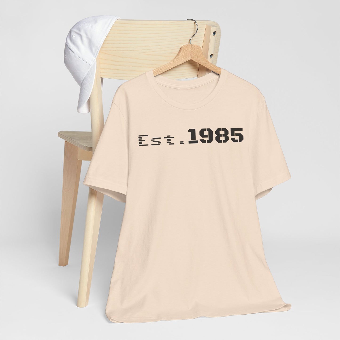 Est. 1985 Vintage Unisex Tee, Retro Birthday T-Shirt, Perfect Gift for 1980s Lovers, Casual Apparel, Timeless Style